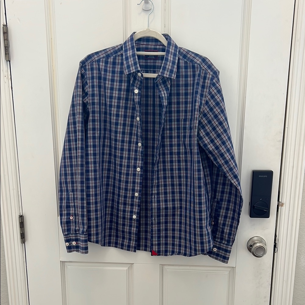 EUC UNTUCKit shirt